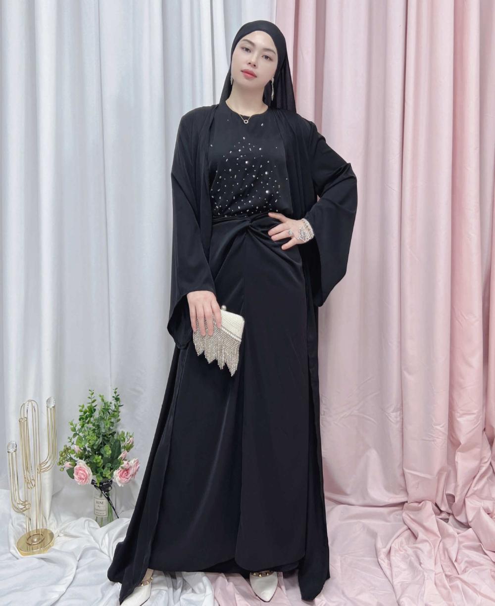 Kleid hijam